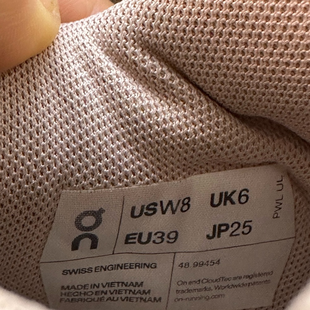 On Running The Roger Advantage White Rose Womens 8 Tennis Shoe Sneaker - Picture 10 of 10